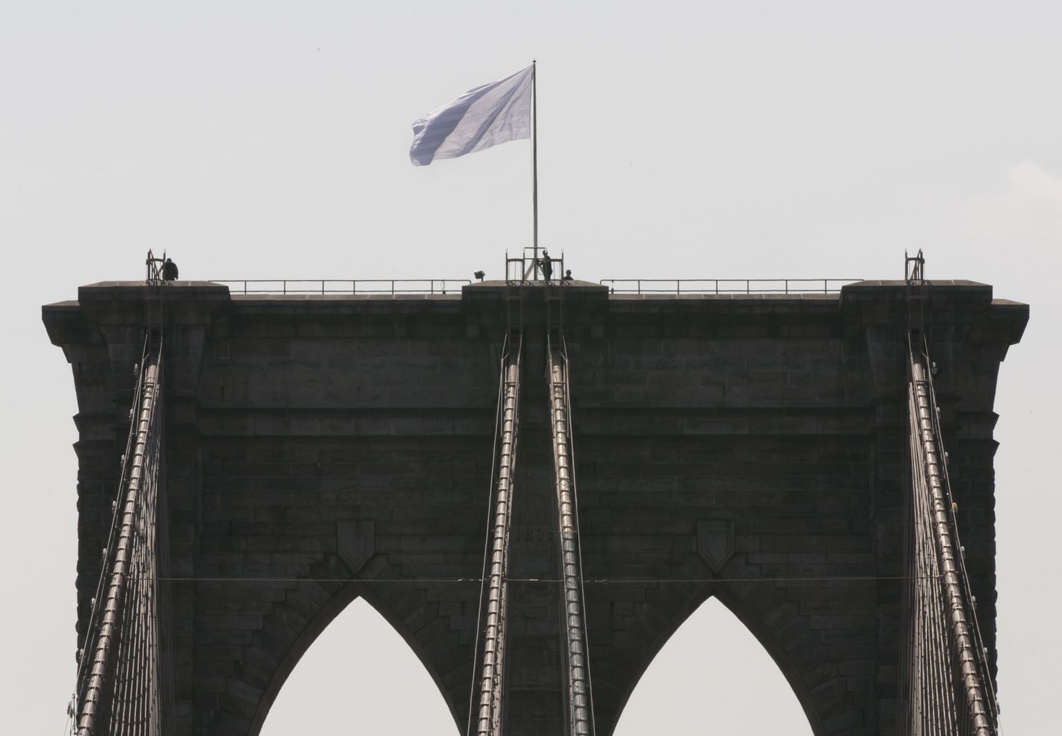 Brooklyni sild valge lipuga