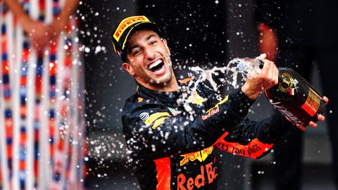 Ricciardo võitis Monacos vaid kuue käiguga