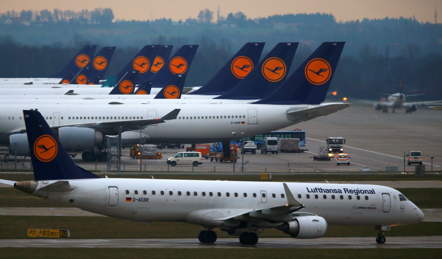 Самолеты Lufthansa. Иллюстративное фото.