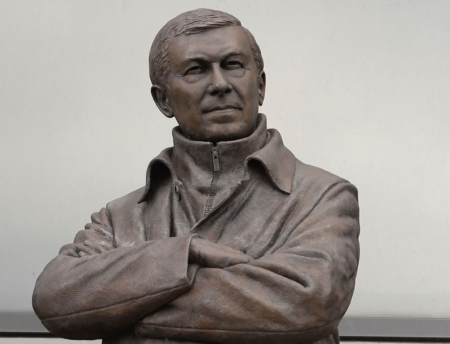 Sir Alex fergusoni kuju Old Traffordi kõrval.