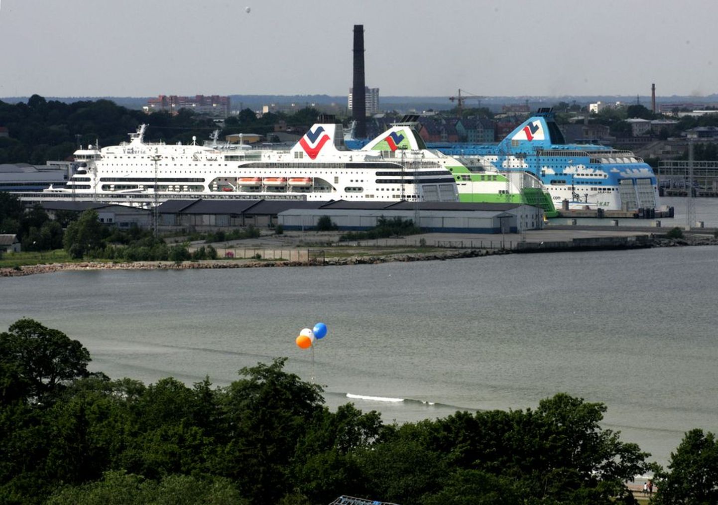 Tallinki laevad Tallinna reisisadamas..
