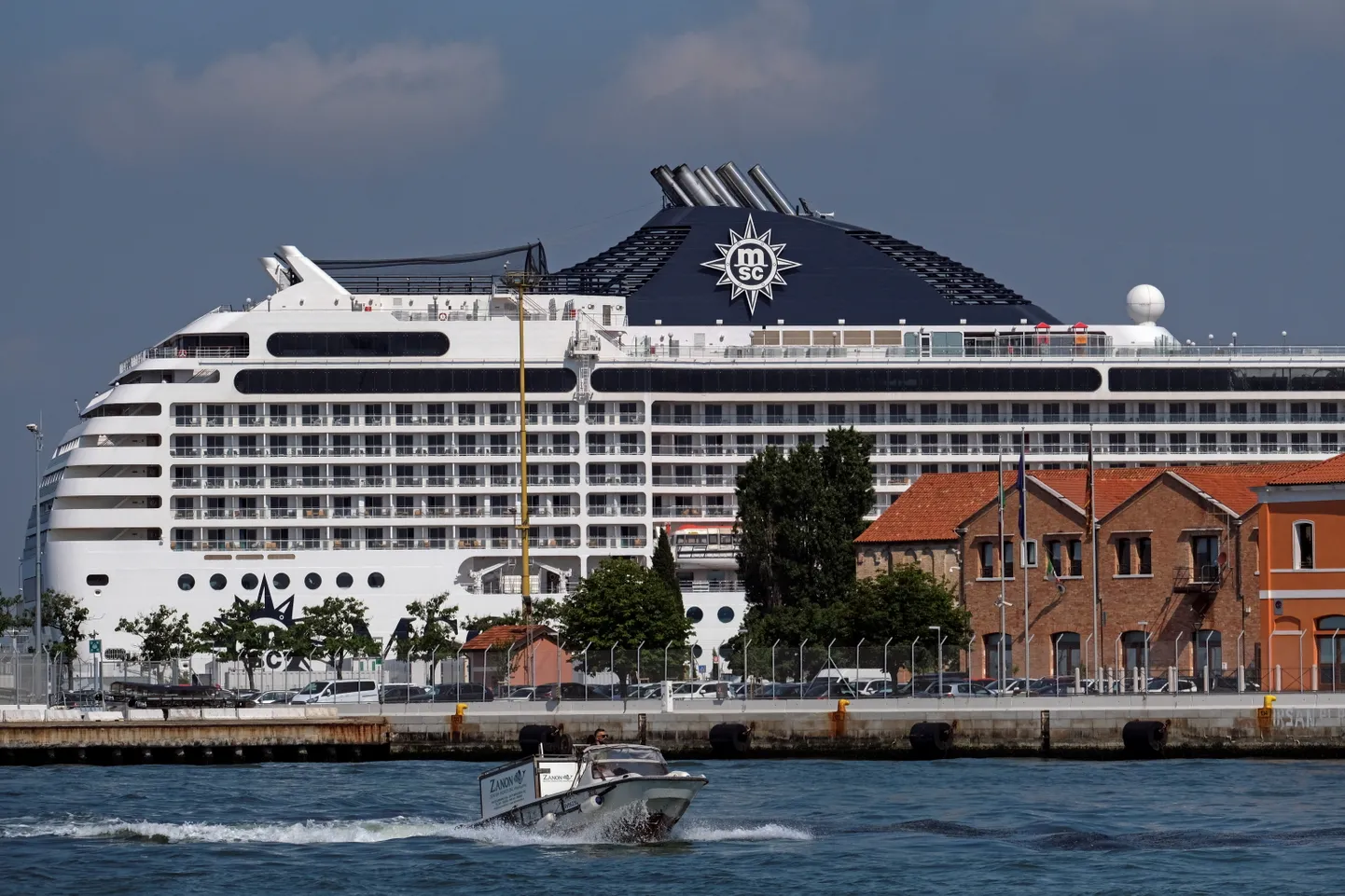 MSC Orchestra on Veneetsias üle 17 kuu esimene kruiislaev