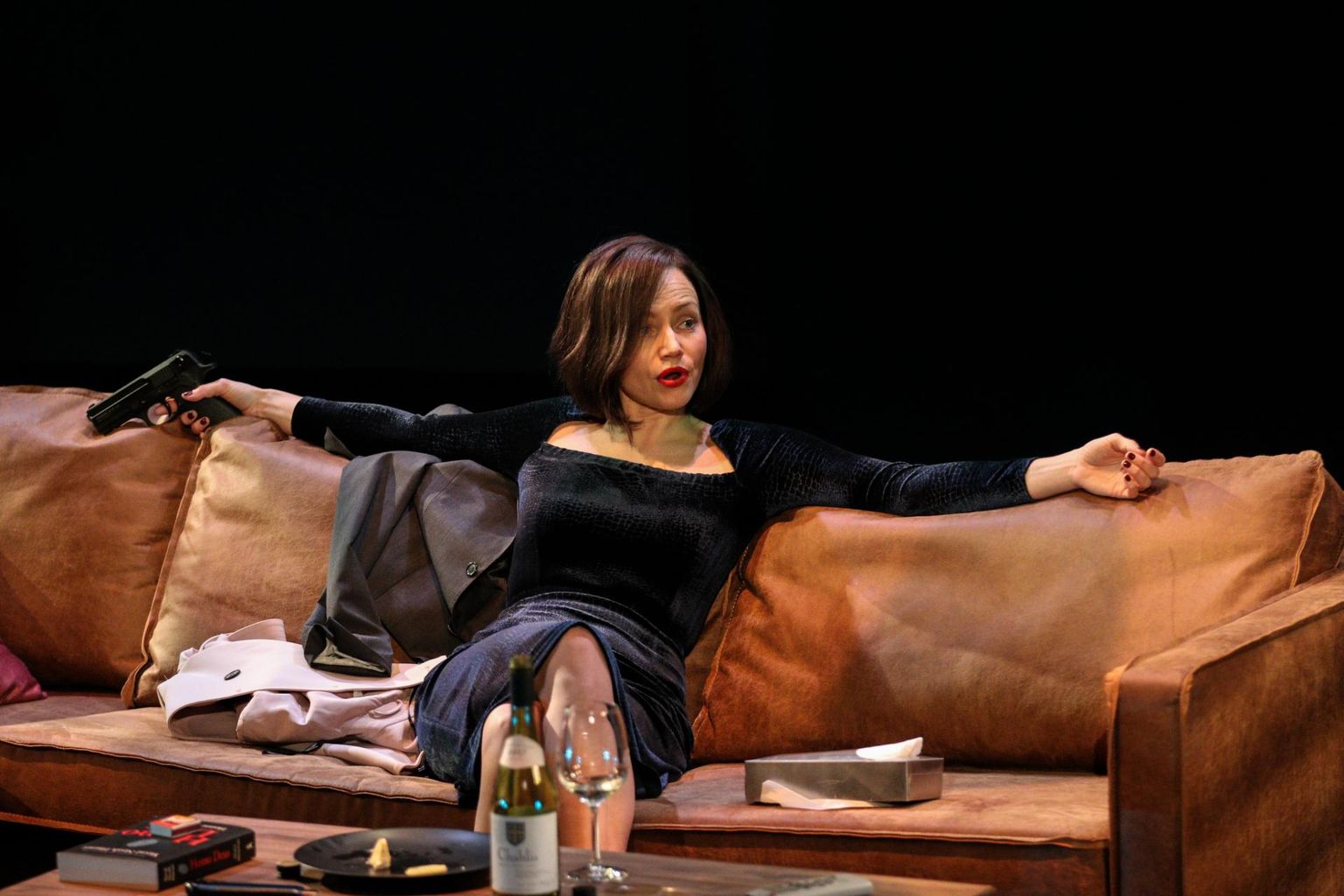 Lavastuses "Triller" teeb oma esimese rolli Ugala teatris külalisnäitleja Mirtel Pohla.