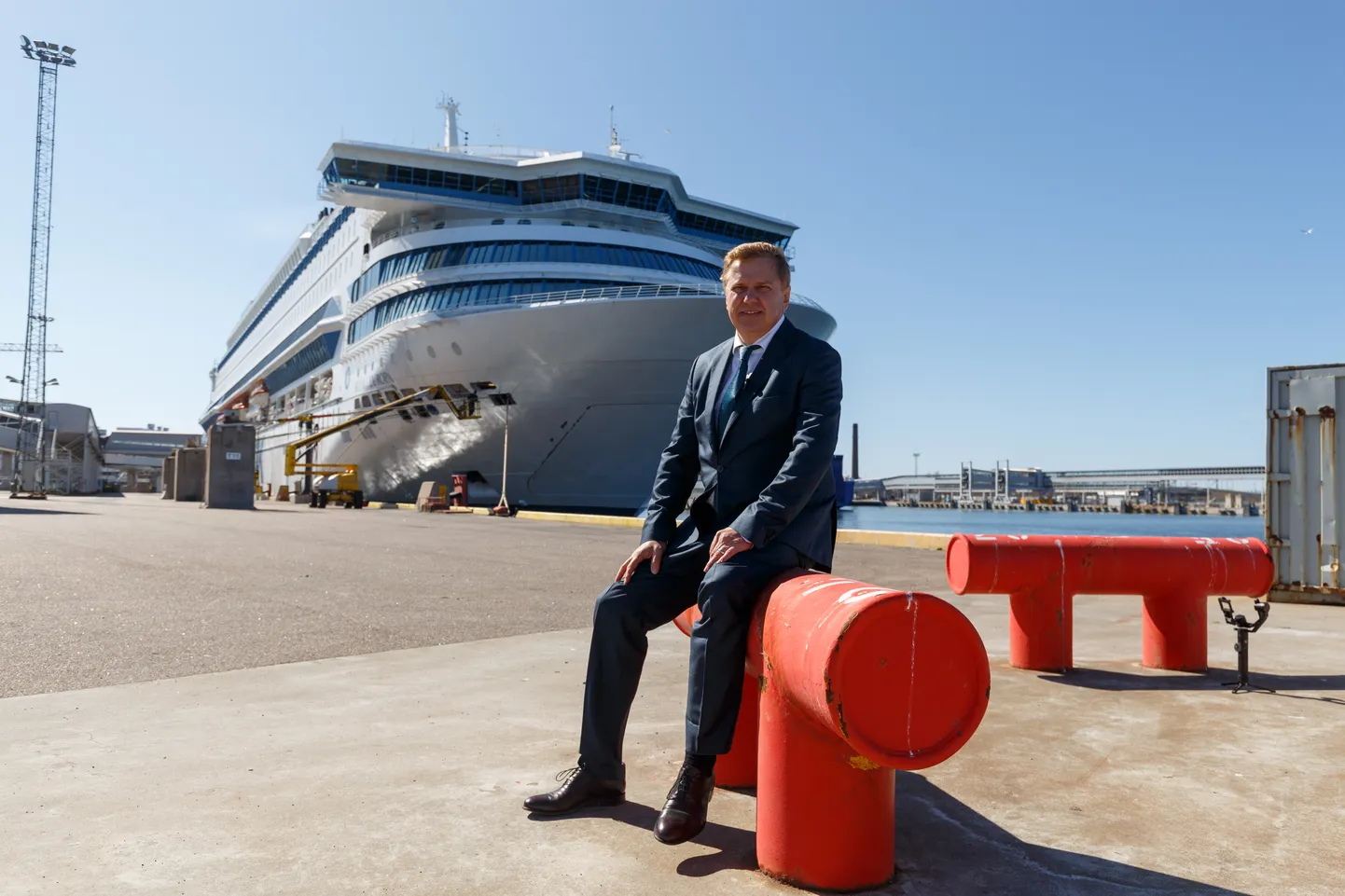 AS Tallink Grupi nõukogu liige Ain Hanschmidt Tallinna sadama D-terminalis.