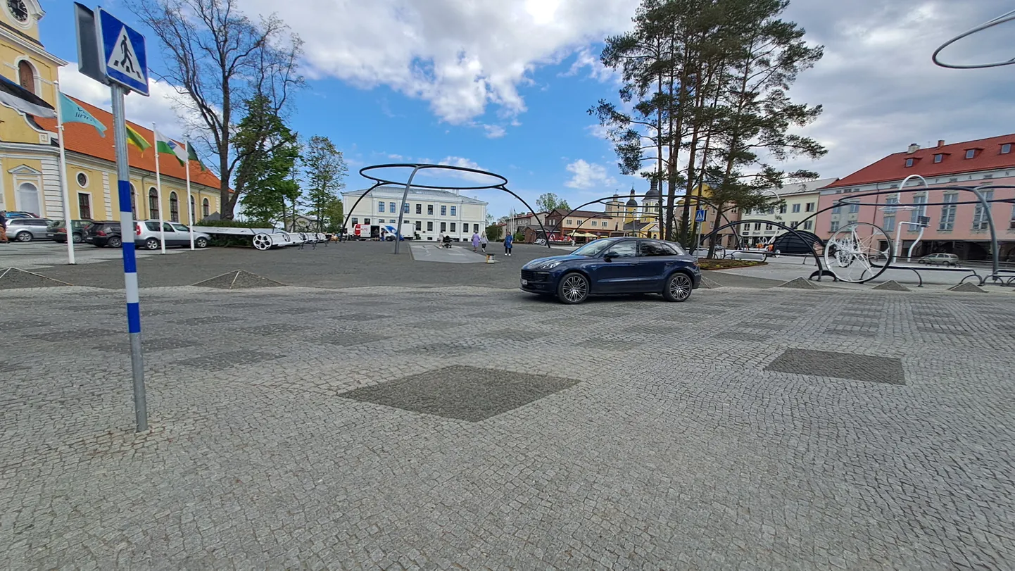 Võru Seminari väljak.