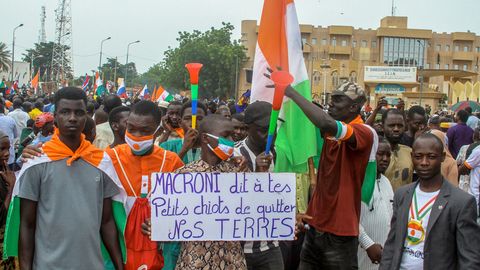 Nigeri hunta andis Prantsuse saadikule 48 tundi riigist lahkumiseks