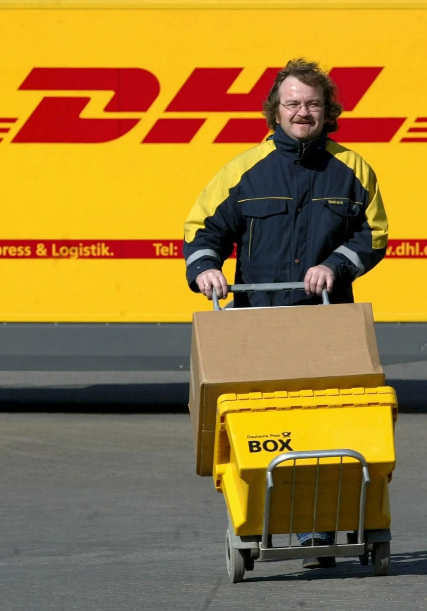 DHL