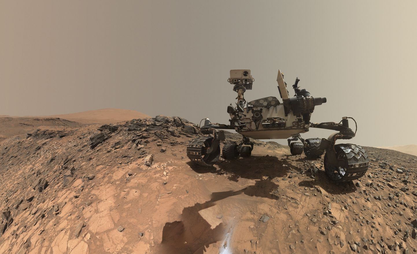 NASA Marsi-kulgur Curiosity punase planeedi selfi