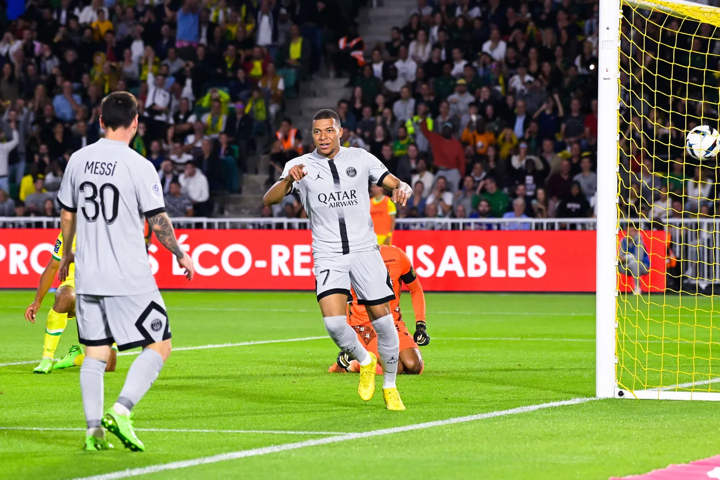 Kylian Mbappe on jalgpallimaailma üks säravamaid tähtesid.