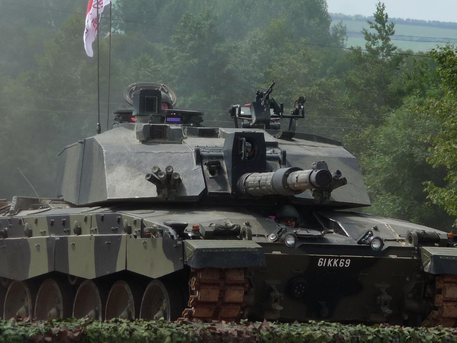 Brittide Challenger2 tankid veerevad Poola, et sealsetele nõukogudeaegsetele T72 sõjamasinatele antaks Ukraina viisa.