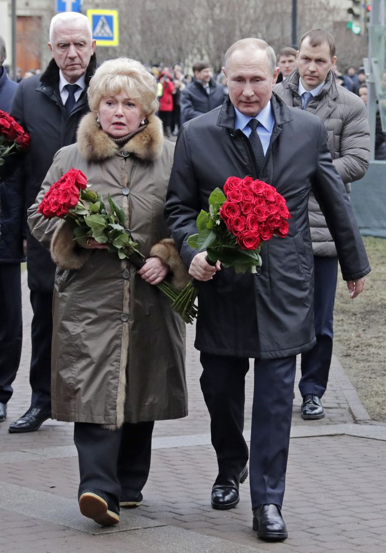 Venemaa president Vladimir Putin ja Anatoli Sobtšaki lesk Ljudmila Narusova