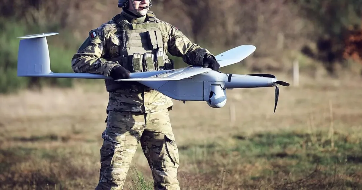 Poola loob luurava droonilaevastiku – eesmärk anda suurtükiväele täpseid sihtmärke