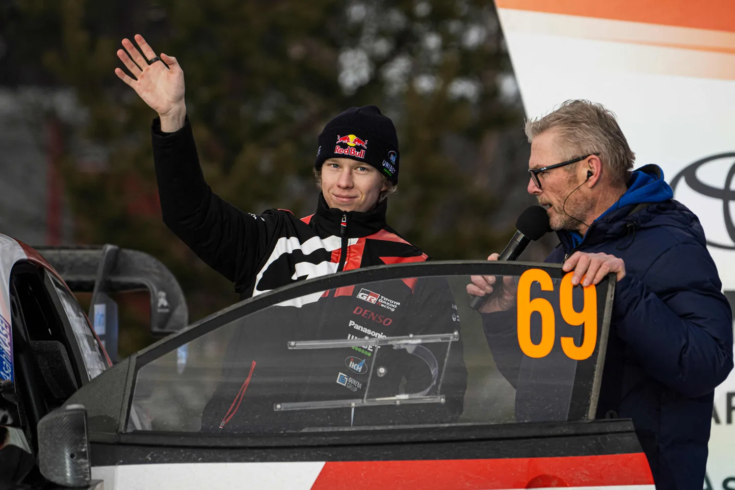 Kalle Rovanperä (vasakul).