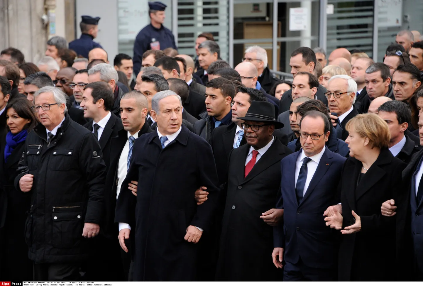 Pariisi ühtsusmarsil astusid ühtses rivis (paremalt) Saksa kantsler Angela Merkel, Prantsuse president François Hollande, Mali riigipea Ibrahim Boubacar Keita ja Iisraeli peaminister Benjamin Netanyahu.