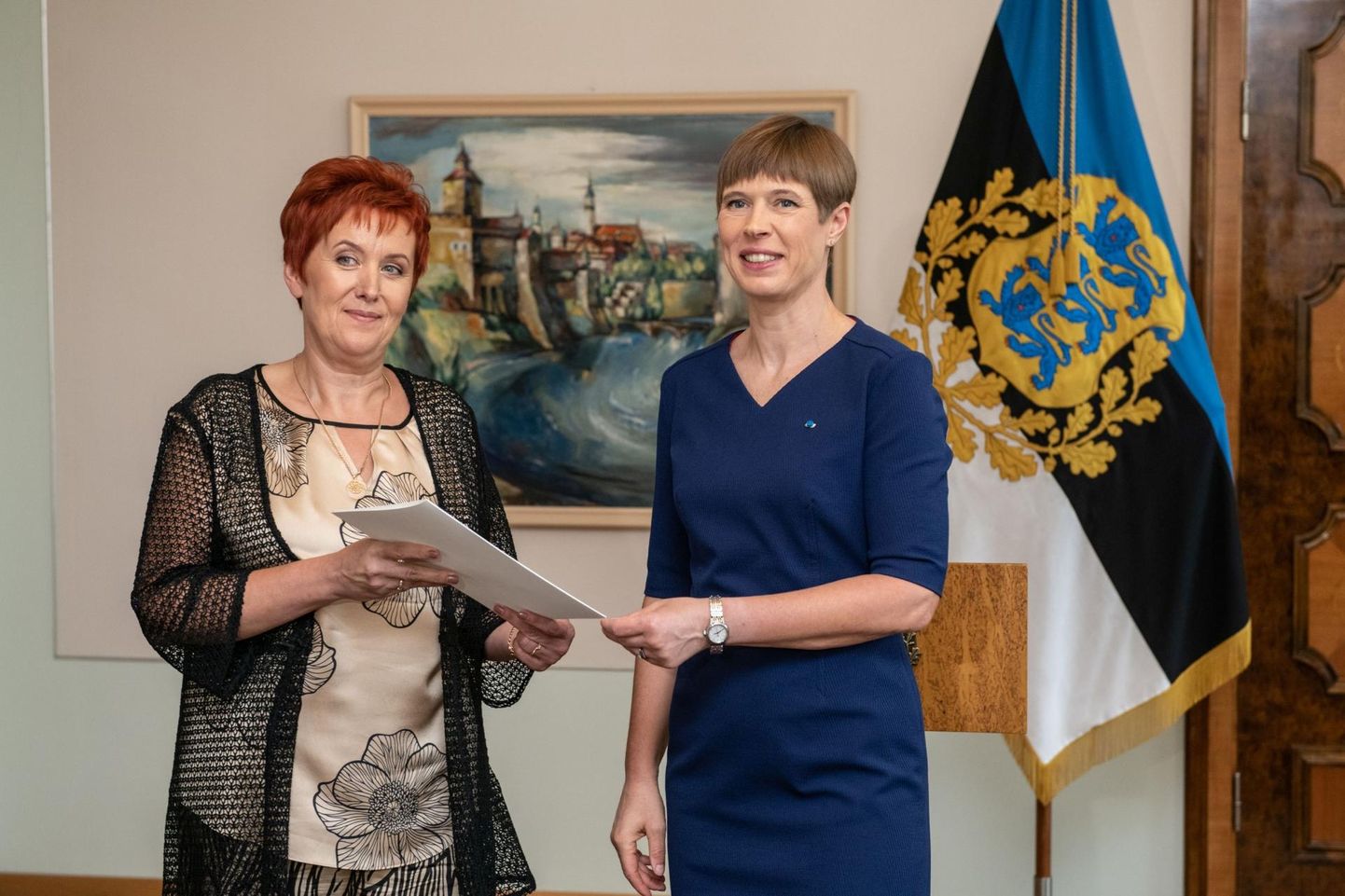 President Kersti Kaljulaidilt võttis preemia vastu keskuse juhataja Rita Kerdmann.