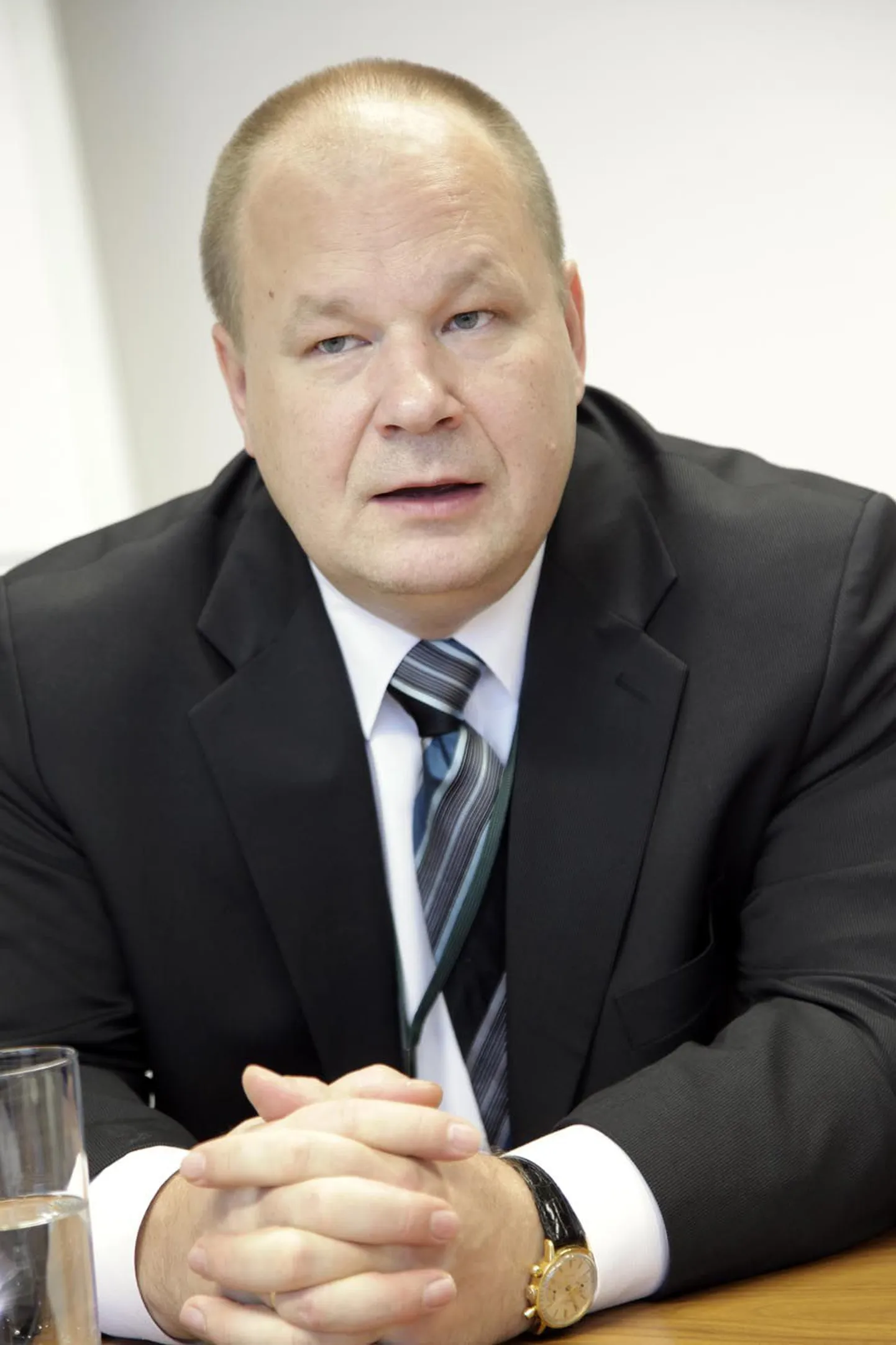 Jaan Priisalu.