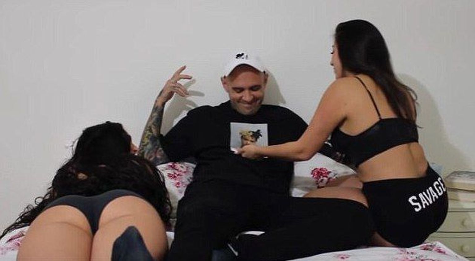 Emily rinaudo lena threesome - kanotie.com.