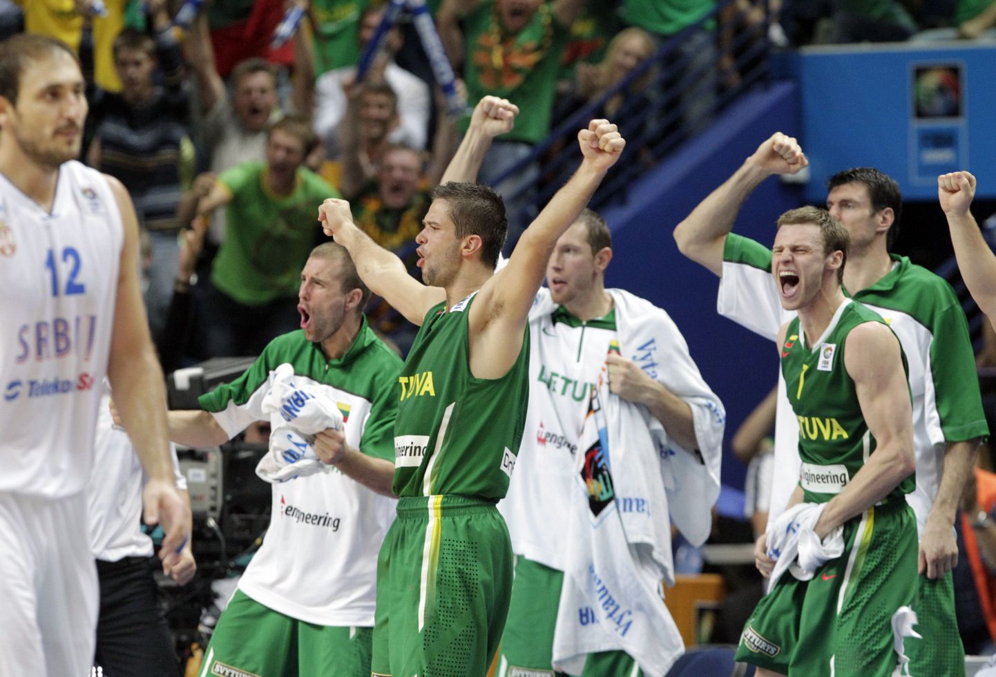 Leedu korvpallikoondise mängijad.