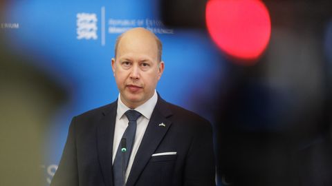 TÕNIS ARRO ⟩ Kõrge ohuhinnang: siseministeeriumis on liiga palju miilitsaid ja nõrk minister