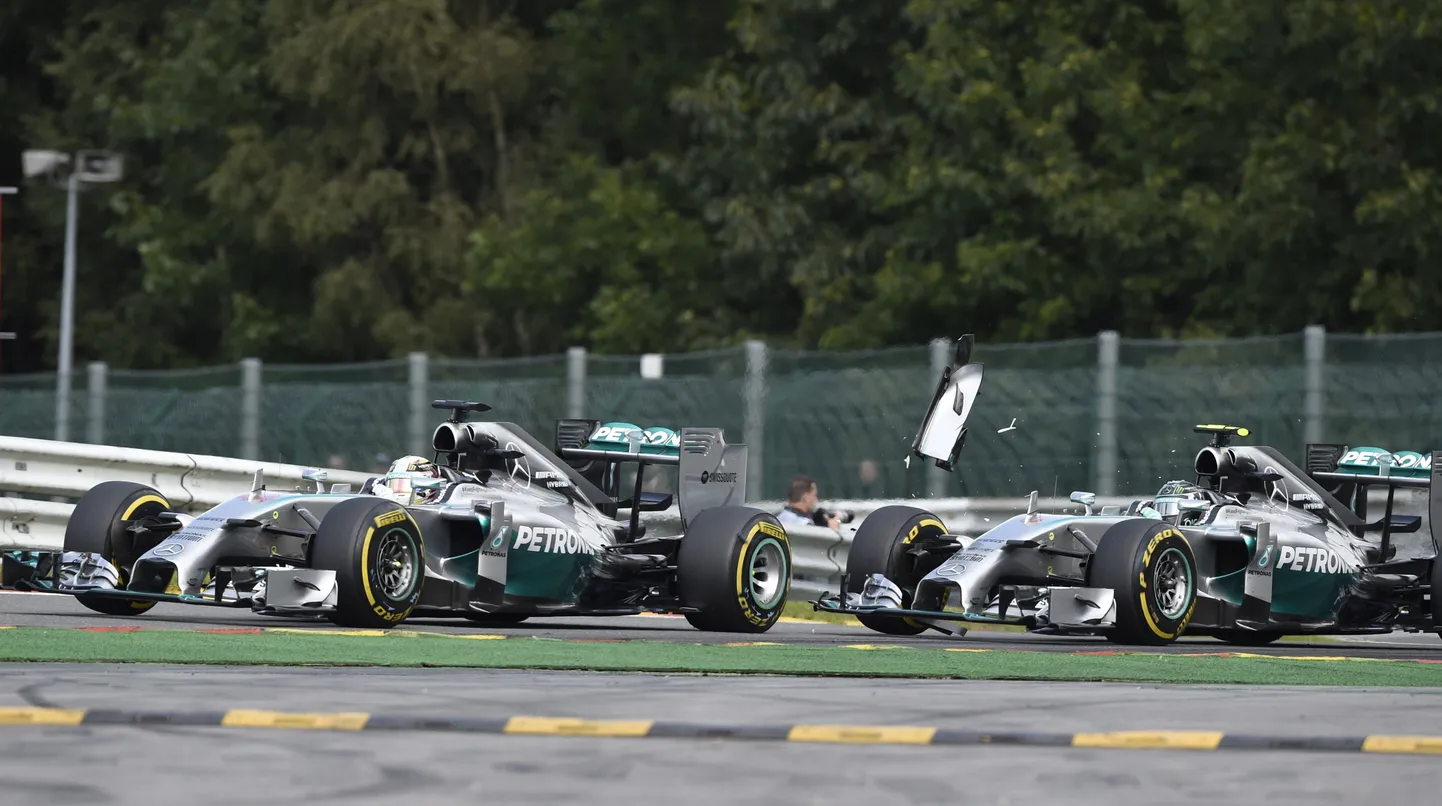 Lewis Hamilton (vasakul) ja Nico Rosberg