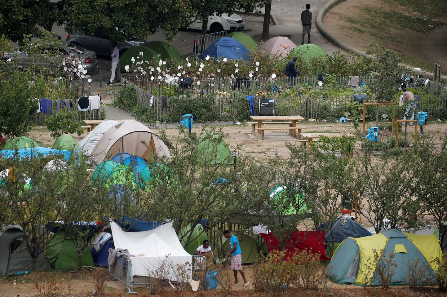 Migrantu teltis Francijā