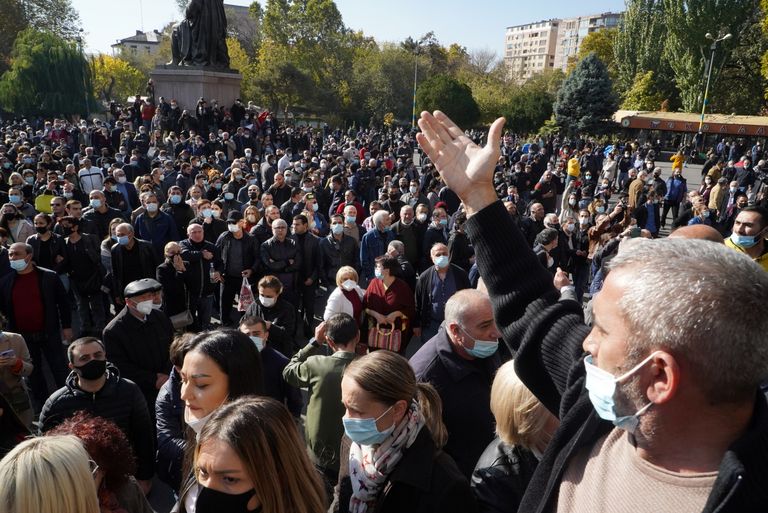 Armeenia opositsiooni meeleavaldus peaminister Nikol Pašinjani tagasiastumiseks pärast relvarahu sõlmimist Mägi-Karabahhi konfliktis 11. november 2020. 