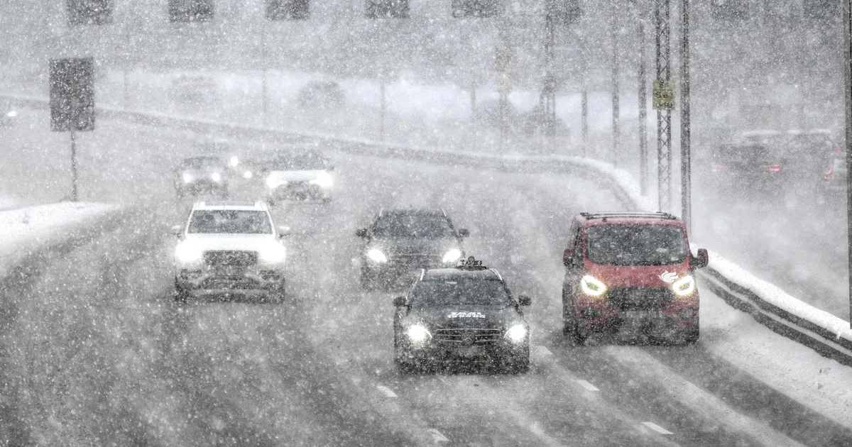 Ühes Lõuna-Rootsi väikelinnas elav väliseestlanna saab nutikellalt iga kord trenniteate, kui ta autoga läbi Stockholmi sõidab. Sest magistraaltee tõstab pulssi 