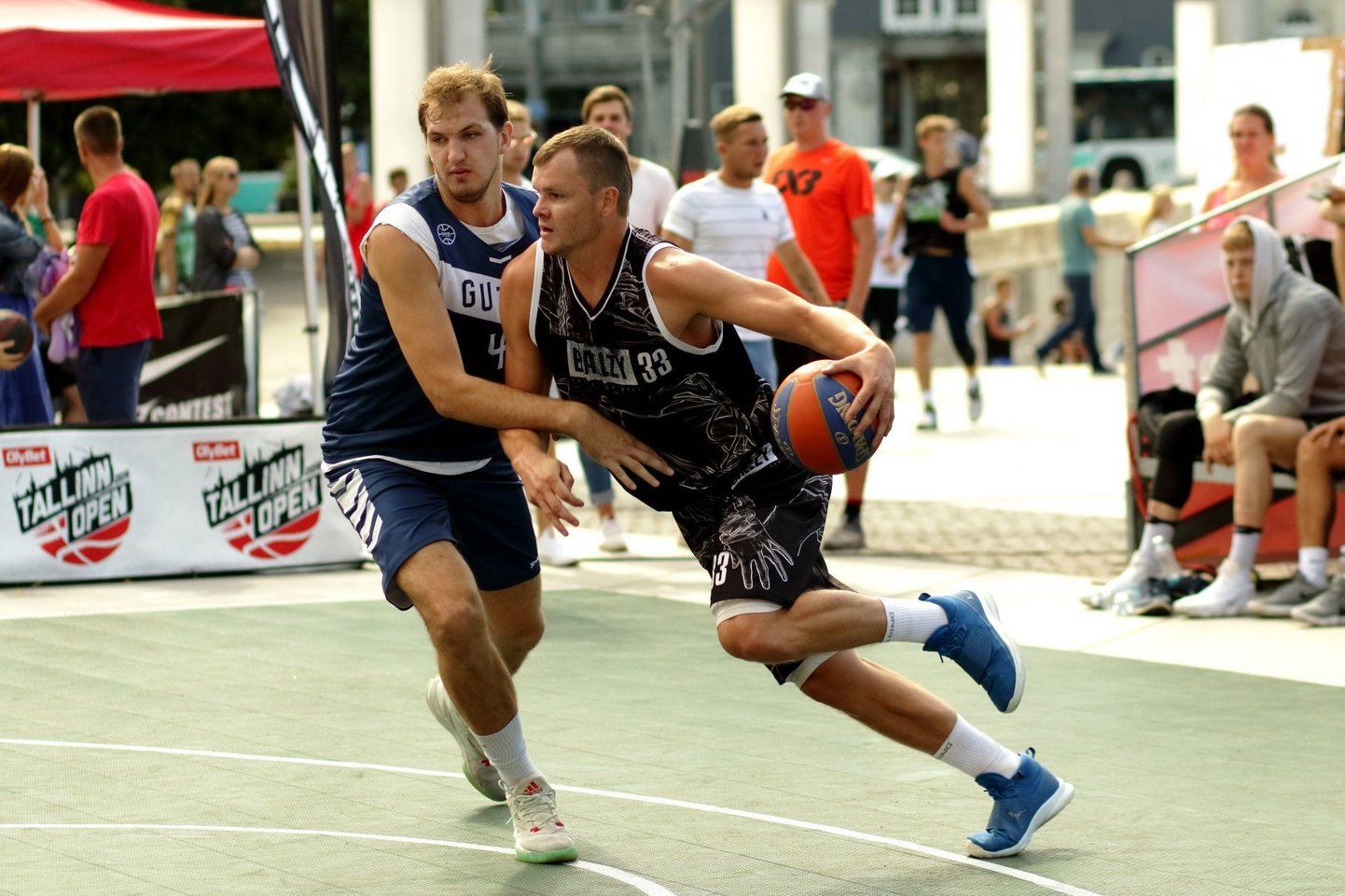 OlyBeti 3x3-tänavakorvpalli võitjatiimis mängis ka Haljalast pärit Oliver Metsalu.