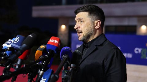 Trešdien krievi mērķtiecīgi uzbrukuši tiem Ukrainas reģioniem, kas ir vistuvāk NATO robežām, saka Zelenskis