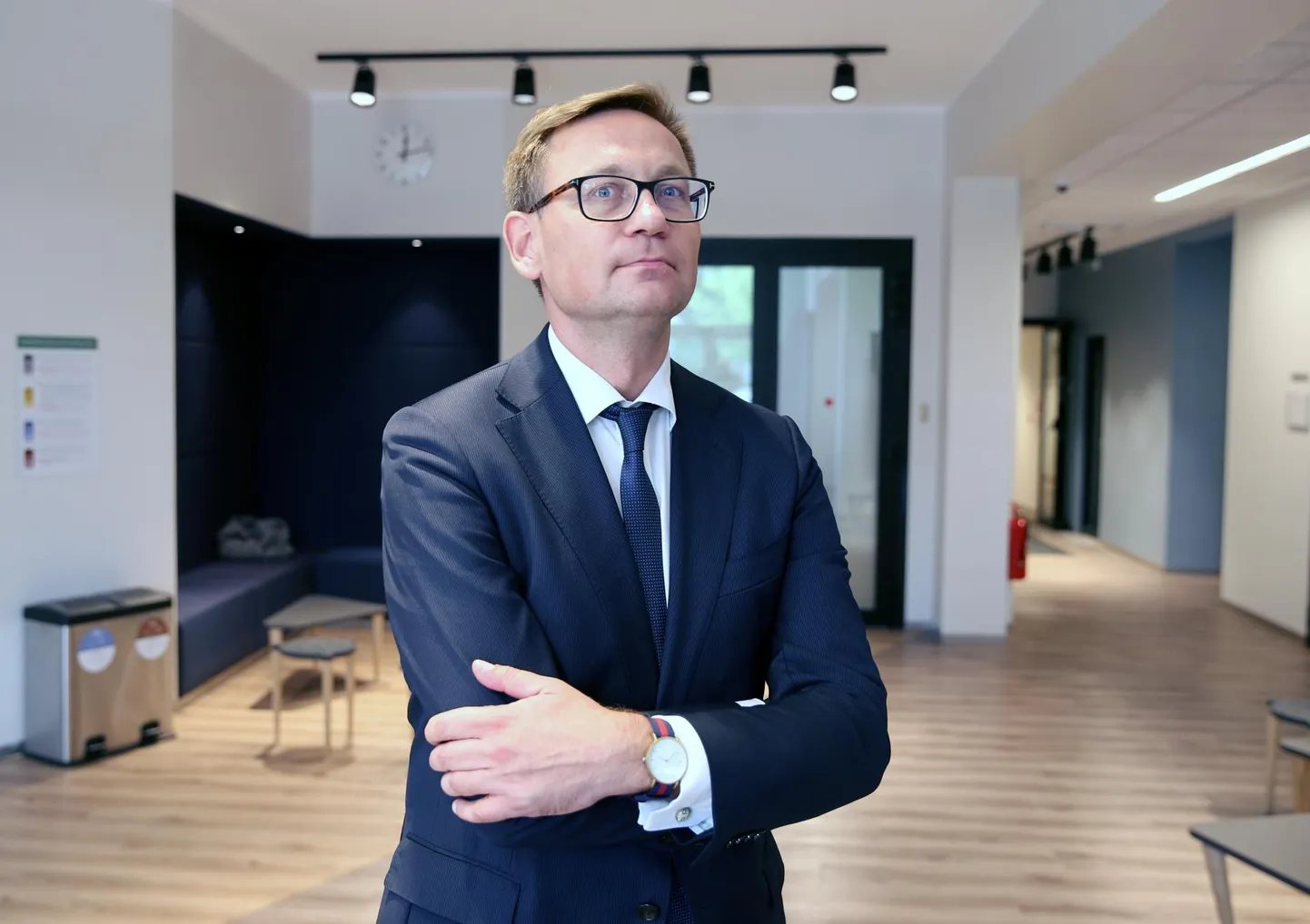Peterson tõi välja Eestis juhtunud loo, kus emale mõisteti kaheksa-aastane vangistus selle eest, ta jättis tütre, vaatamata arsti hoiatustele, õigeaegse ravita ning laps suri selle tõttu.
