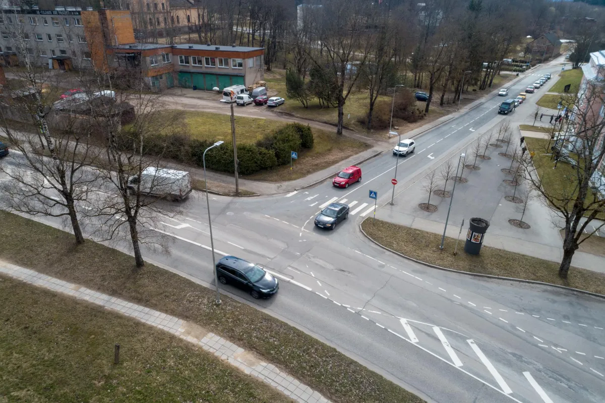 Vaksali, Hariduse ja Vana-Vaksali ristmiku ehitab linn järgmisel aastal ümber ringristmikuks. Vana-Vaksali tänav muutub tulevikus ühesuunaliseks.