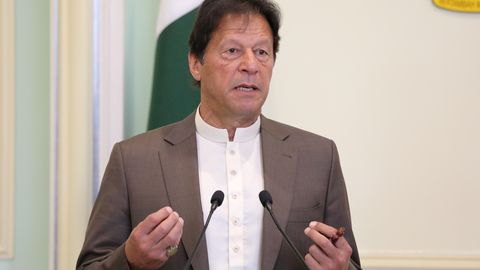 Pakistani parlament avaldas peaministrile umbusaldust
