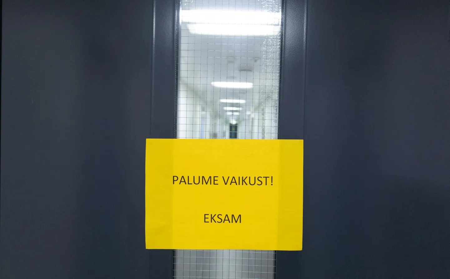 Kui 2024. aastal toimus esimene põhikooli lõpueksam 31. mail, siis 2025. aastal algavad põhikooli lõpueksamid 21. aprillil.