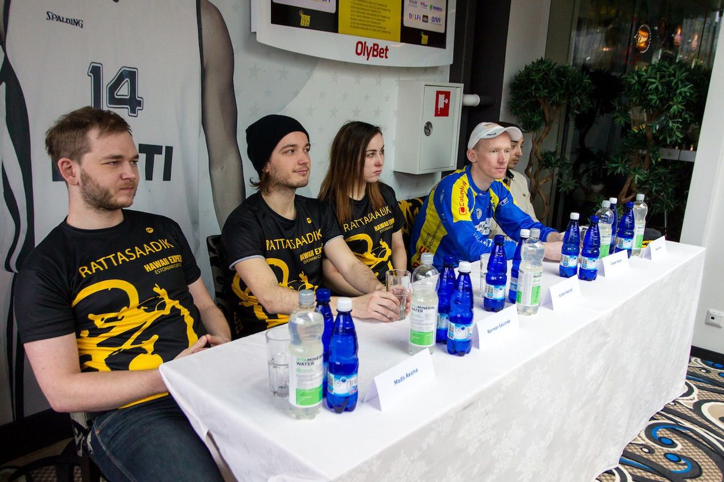 Vasakult: Madis Aesma, Norman Salumäe, Kristel Aaslaid, Caspar Austa ja Martin Loo.