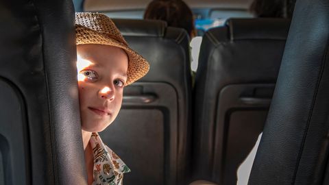 Три самых опасных места в автобусе: куда не стоит садиться самому и тем более сажать ребенка