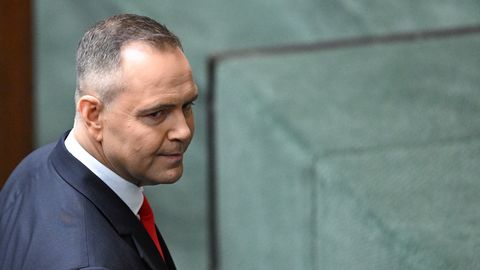 Polijas prezidenta krēslā oficiāli sēdies Navrockis