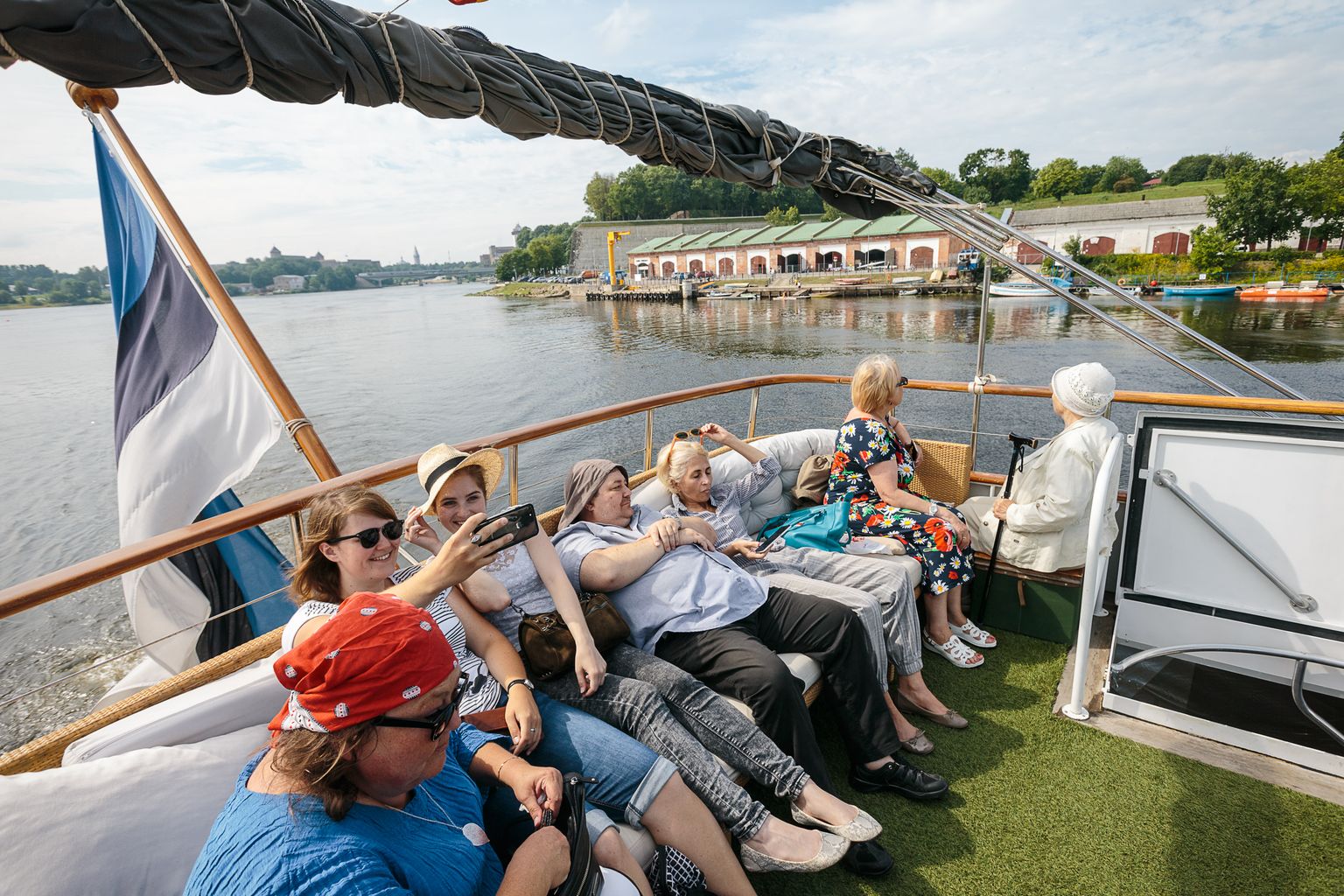 Piirijõel taastatakse Narva ja Narva-Jõesuu vaheline regulaarne laevaliin.