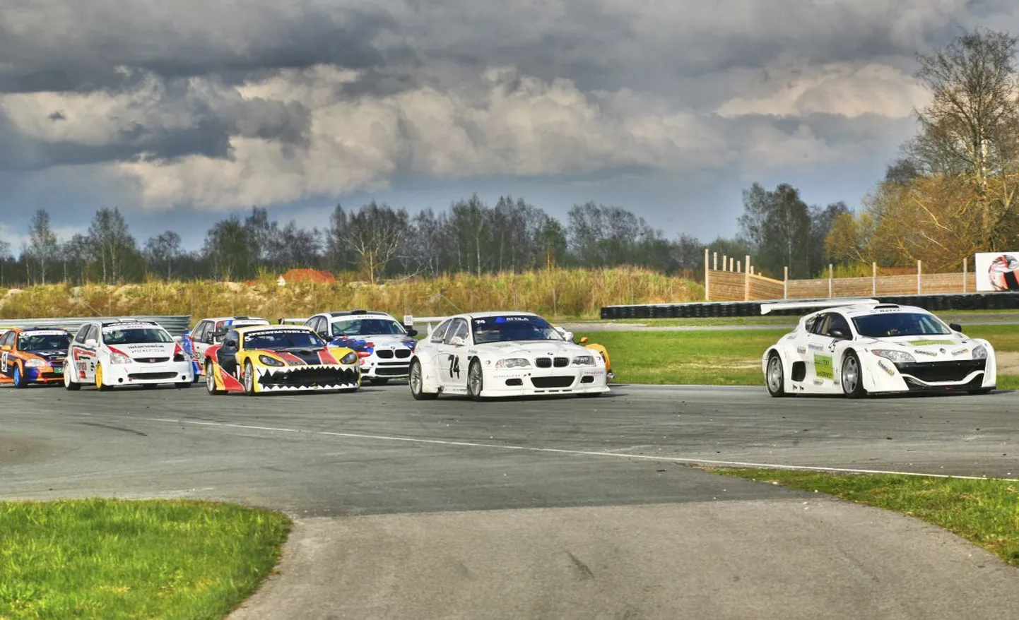 Autoringrajasõidu EMV avaetapp.