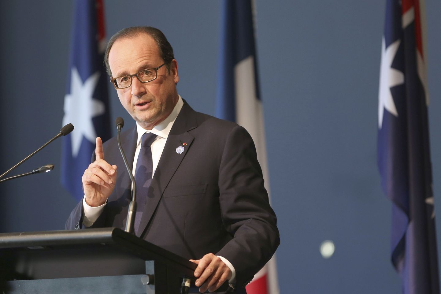 Prantsuse president François Hollande Canberras asuvas Australia Rahvusgaleriis 19. novembril kõnet pidamas.