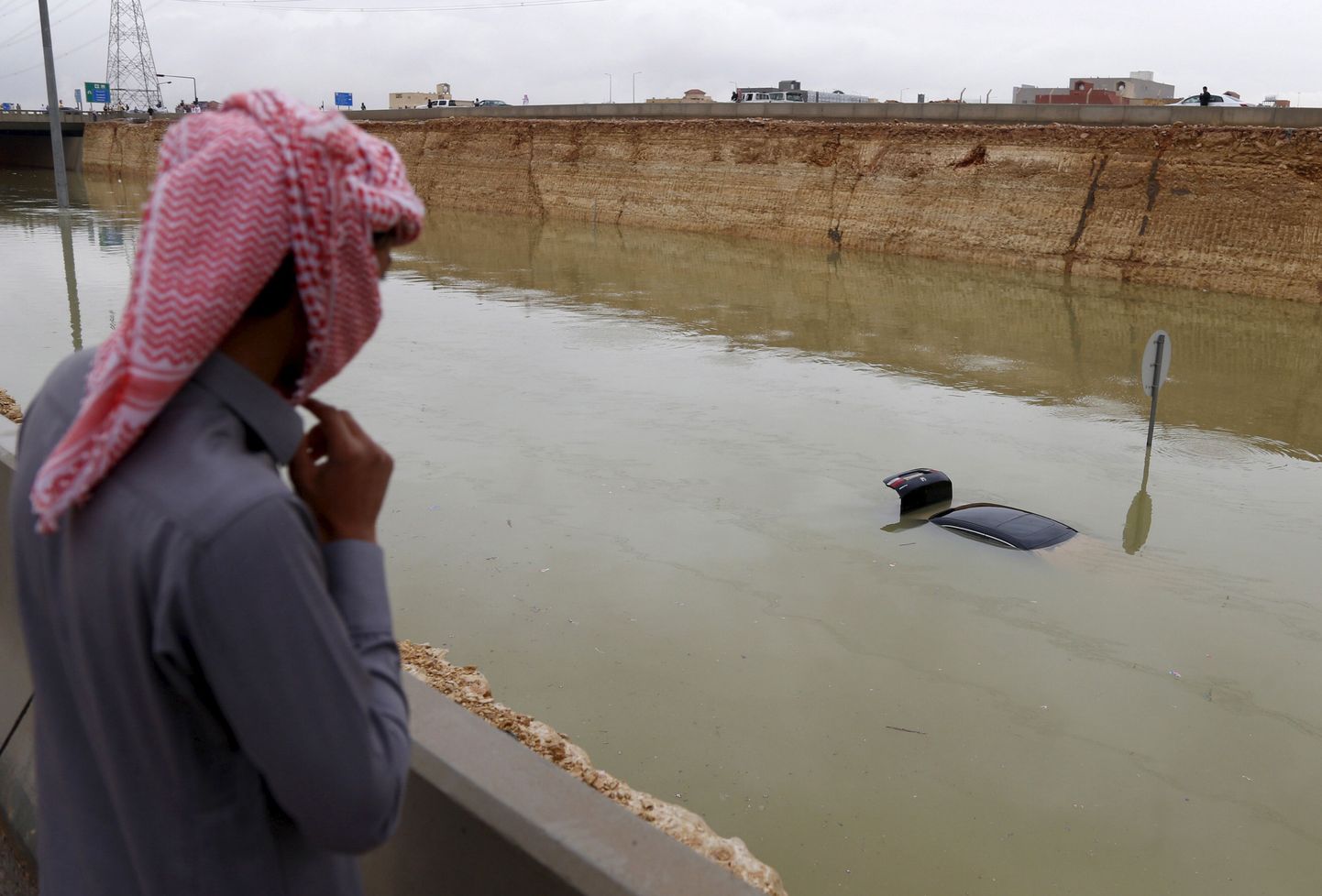В Катаре и Саудовской Аравии за раз выпала годовая норма осадков