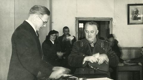 AJALUGU ⟩ Rahvahääletus 1936: «demokraatia pidupäev», mis ei toonud demokraatiat