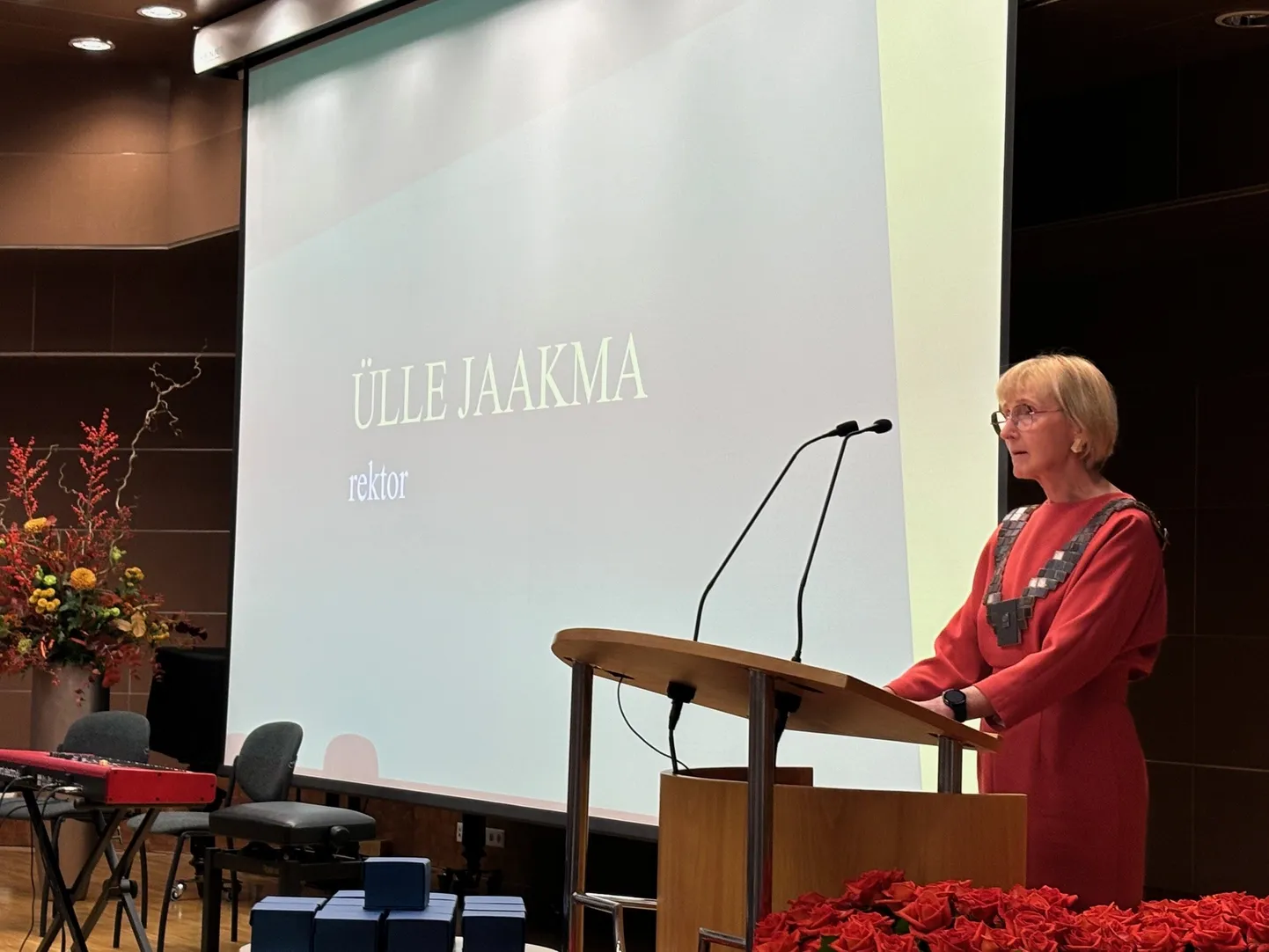 Ülikooli rektor Ülle Jaakma tõdes, et möödunud aastaring oli ülikoolile mitmekesine, sündmuste- ja saavutusterohke.