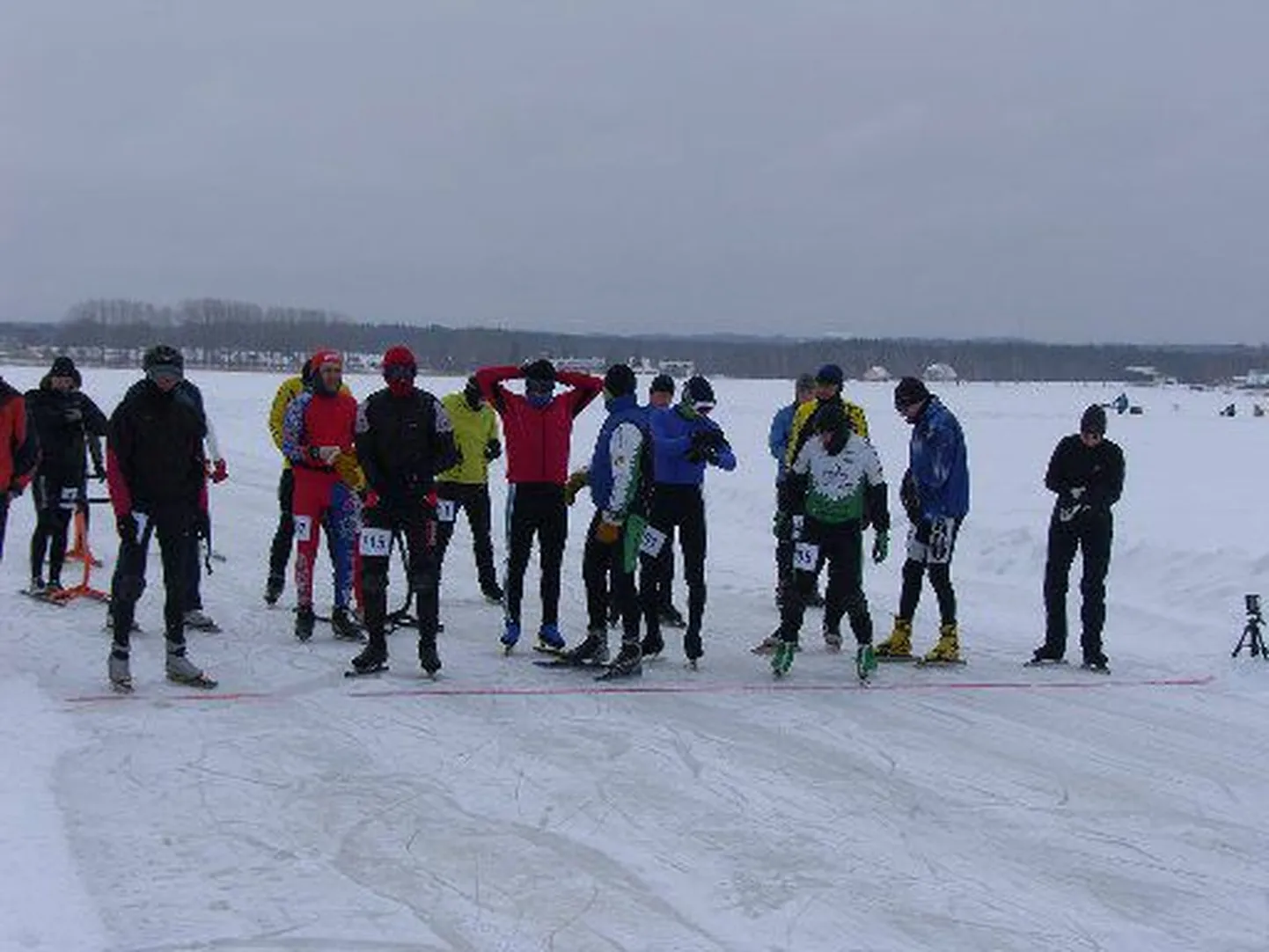 Võru uisumaratonil osalejad.