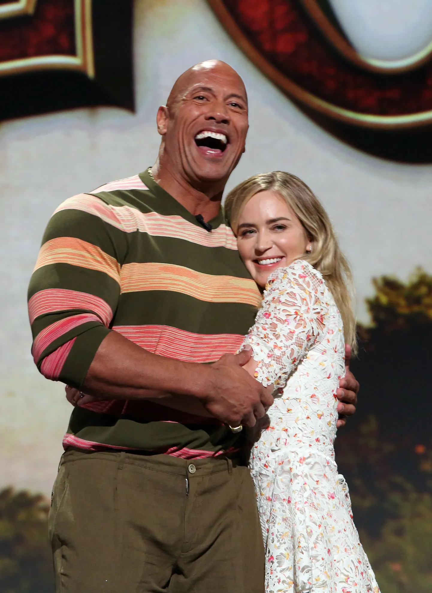 Dwayne Johnson ja Emily Blunt Disney Expol