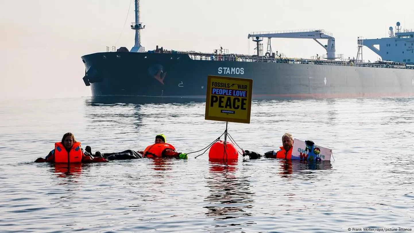 Российский танкер в водах Балтийского моря.