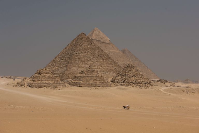 Giza platoo püramiidid