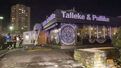 Галерея: в Таллинне произошел пожар в ресторане Talleke ja Pullike