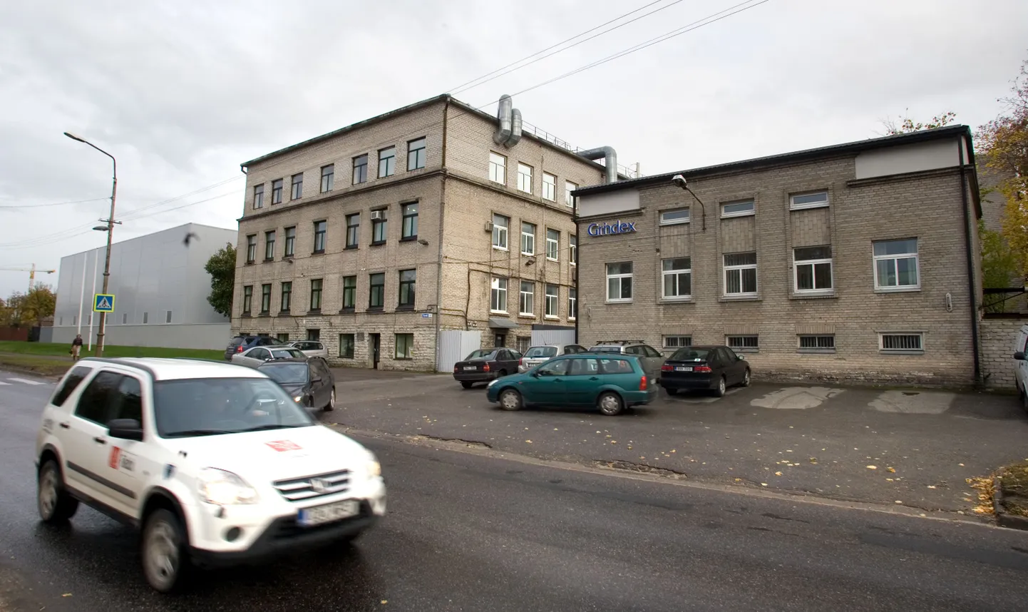 Tallinna Farmaatsiatehas Tondi tänava ääres.