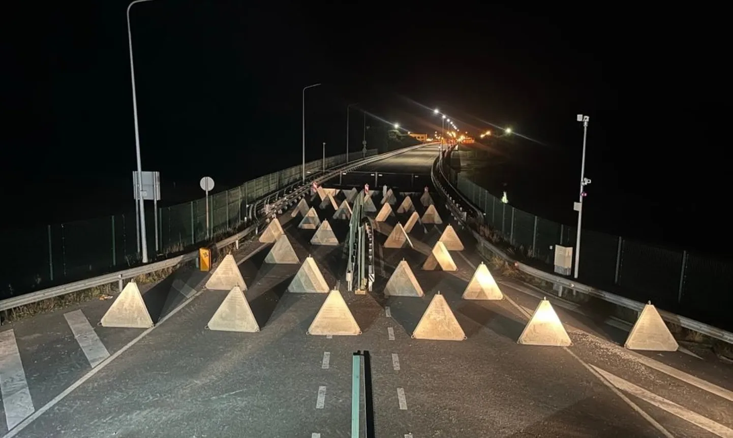 Укрепления на мосту в Литве