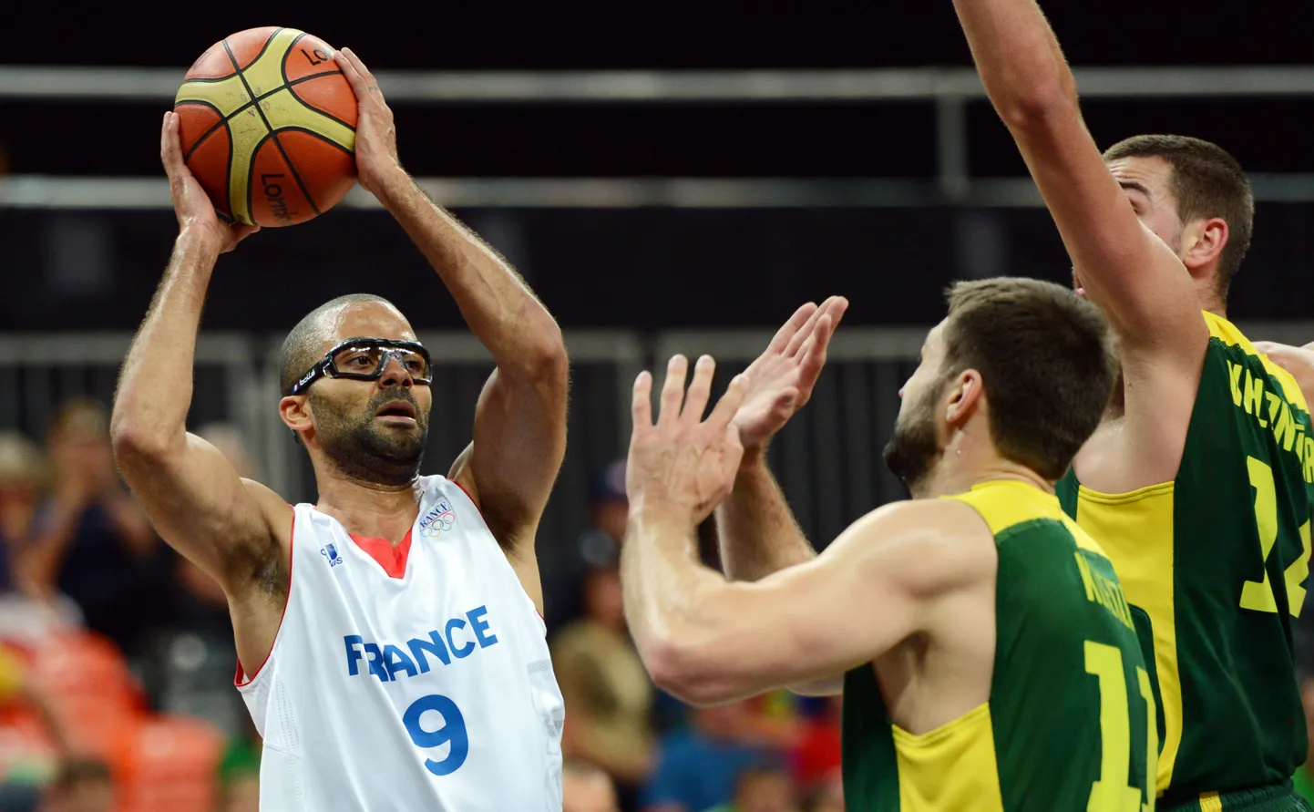 Tänases mängus üleplatsimeheks tõusnud Tony Parker (nr 9)